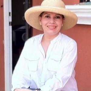 Meet your Posher, Annie